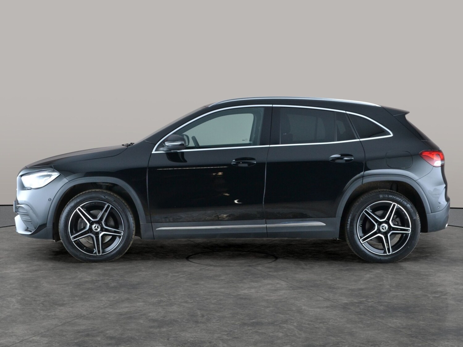 Used Mercedes-Benz GLA 2022 for sale - 77542957: Photo 12