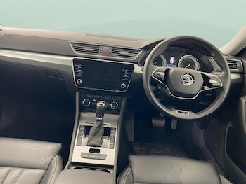 Used Skoda Superb 2021 for sale - 76999695: Photo