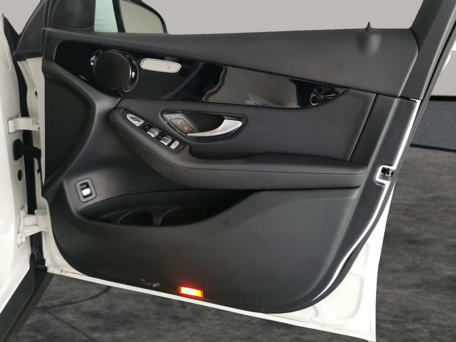 Used Mercedes-Benz GLC 2020 for sale - 77239785: Photo 33