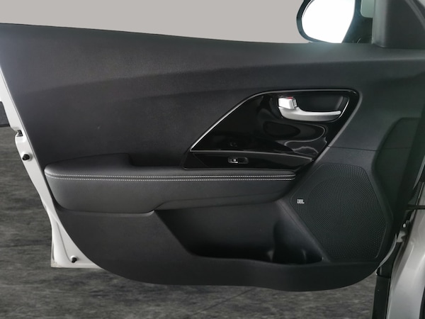 Used Kia Niro 2020 for sale - 76318358: Photo 41