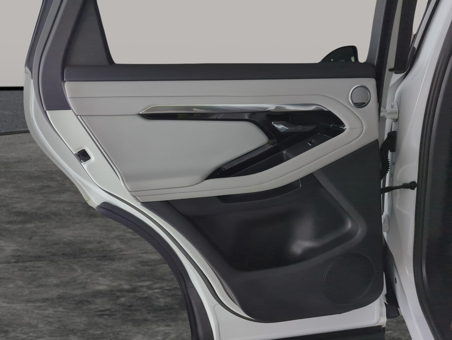 Used Land Rover Range Rover Evoque 2023 for sale - 78000982: Photo 33