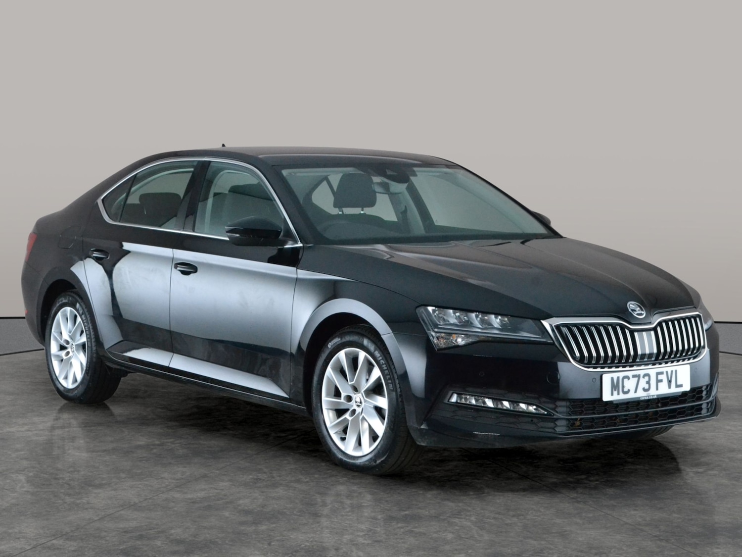 Used Skoda Superb 2023 for sale - 77746476: Photo 7