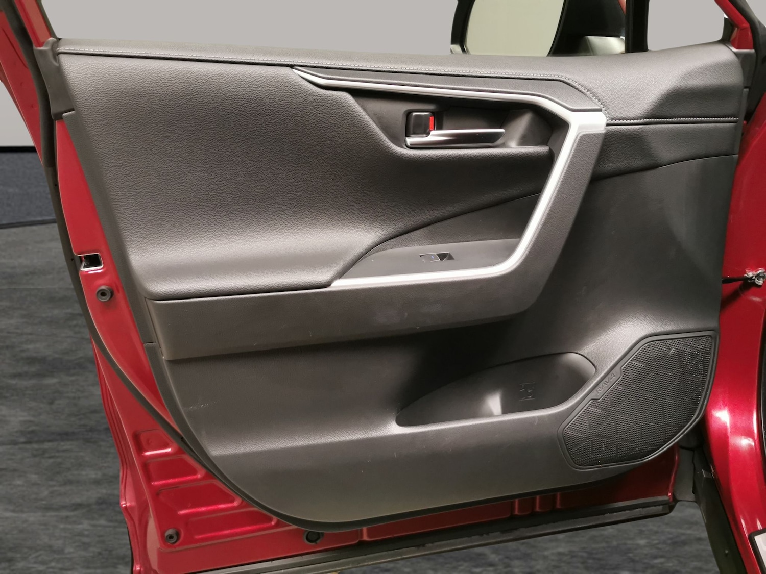 Used Toyota RAV4 2022 for sale - 77648550: Photo 27