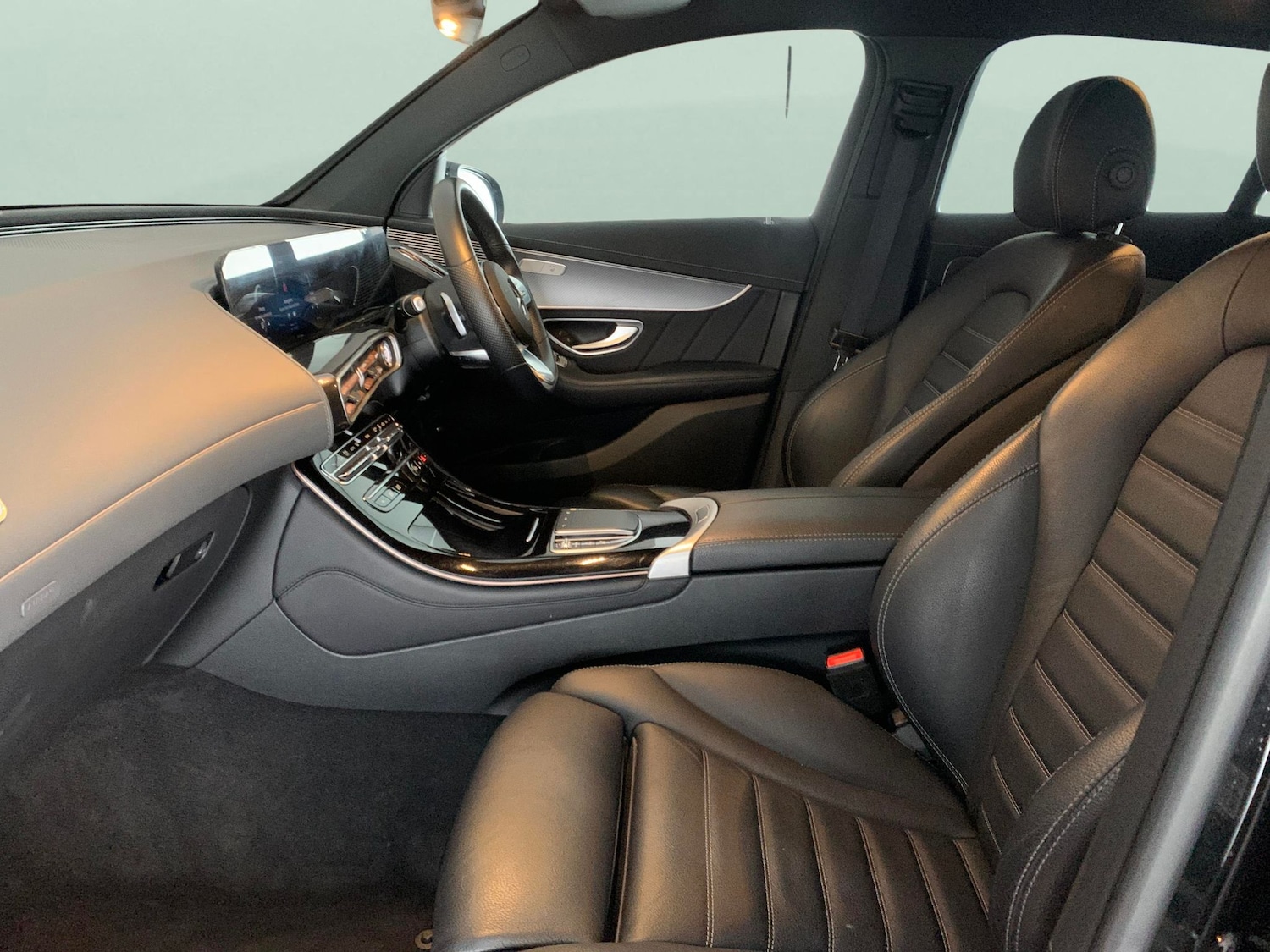 Used Mercedes-Benz EQC for sale - 77245995: Photo 4