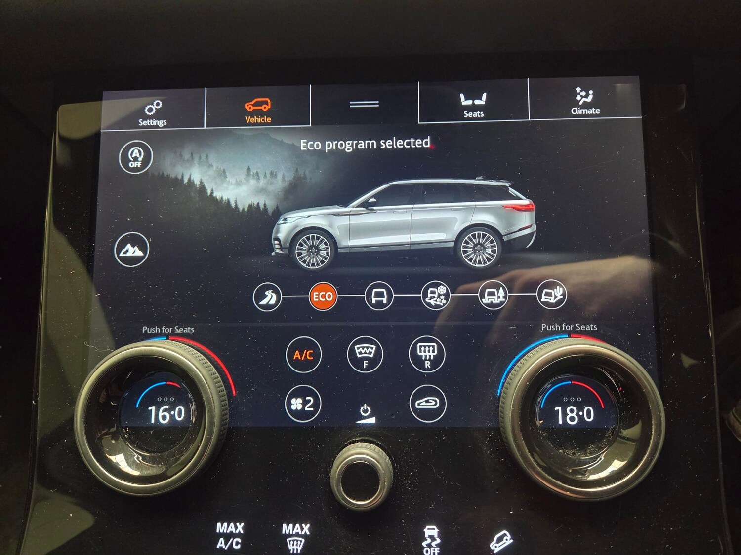 Used Land Rover Range Rover Velar 2019 for sale - 77686120: Photo 22