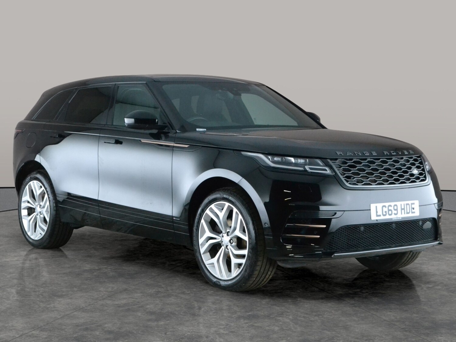 Used Land Rover Range Rover Velar 2019 for sale - 77686120: Photo 7
