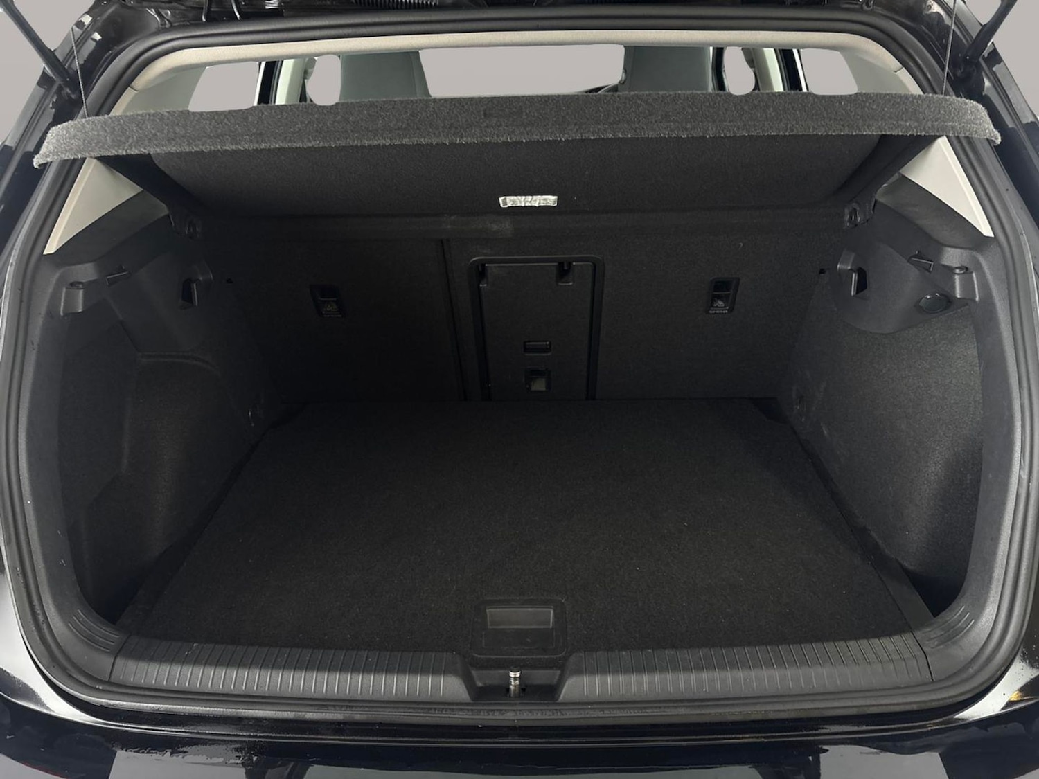 Used Volkswagen Golf 2022 for sale - 77542960: Photo 31