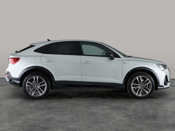 Used Audi Q3 2023 for sale - 76169920: Photo 12