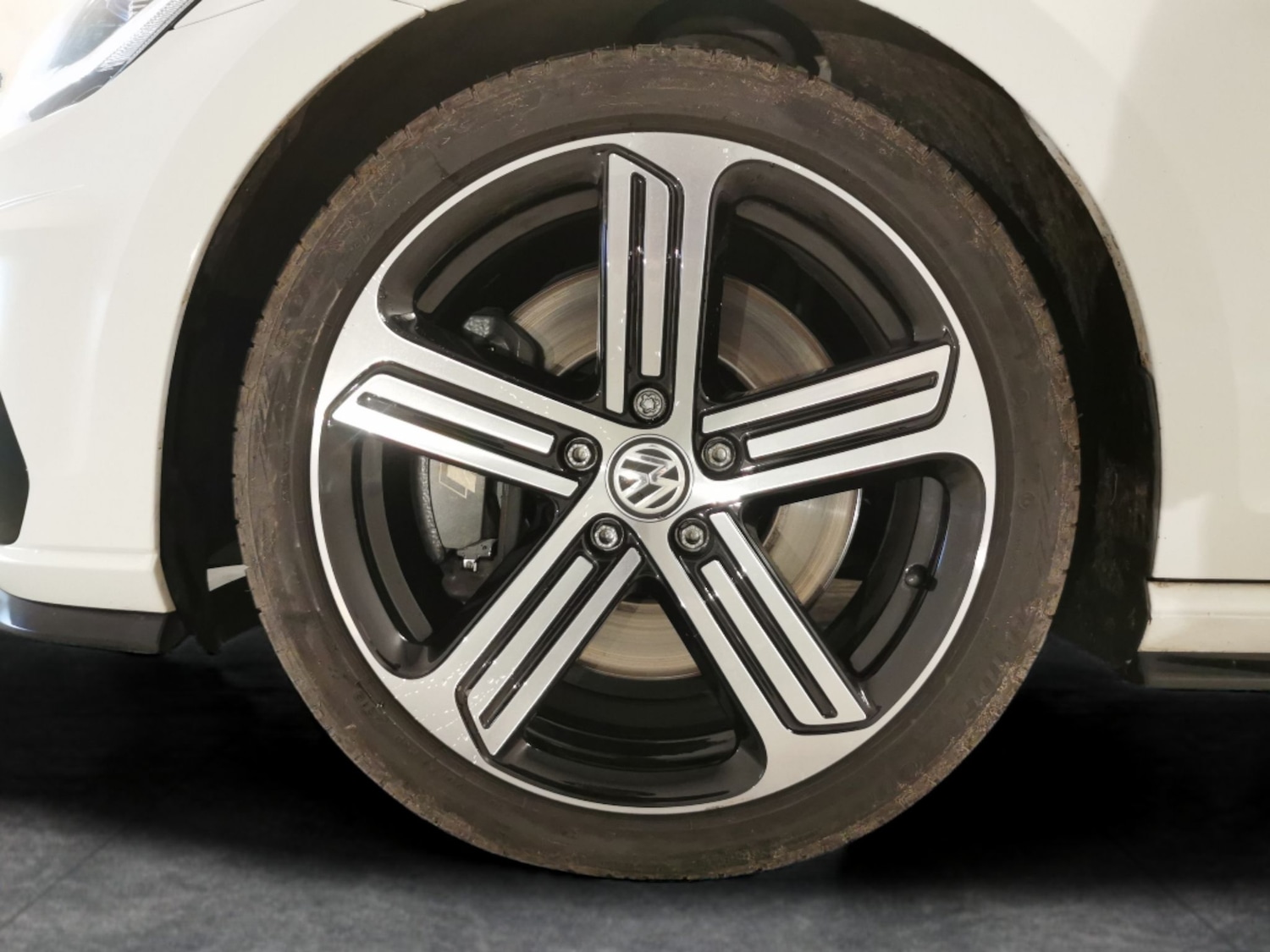 Used Volkswagen Golf 2019 for sale - 77135174: Photo 24