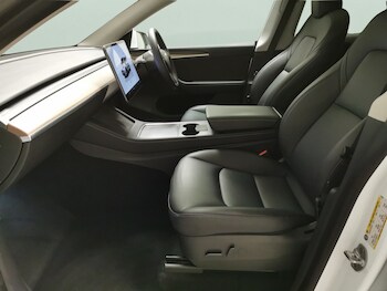 Used Tesla Model Y 2022 for sale - 77665473: Photo