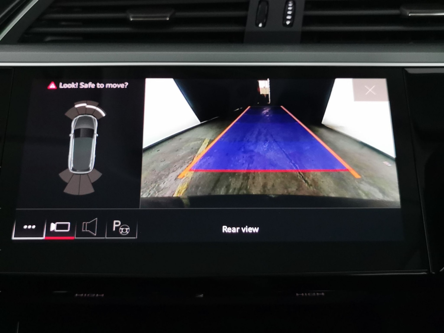 Used Audi e-tron 2022 for sale - 77558285: Photo 6