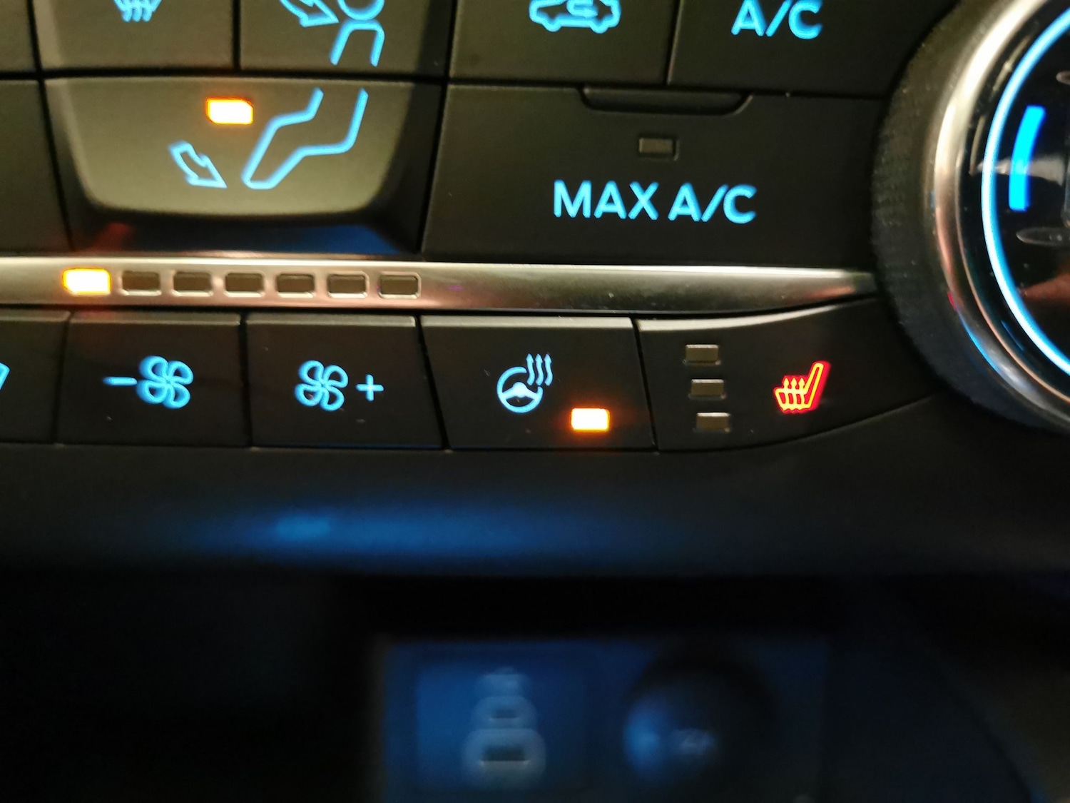 Used Ford Kuga 2022 for sale - 76577790: Photo 19