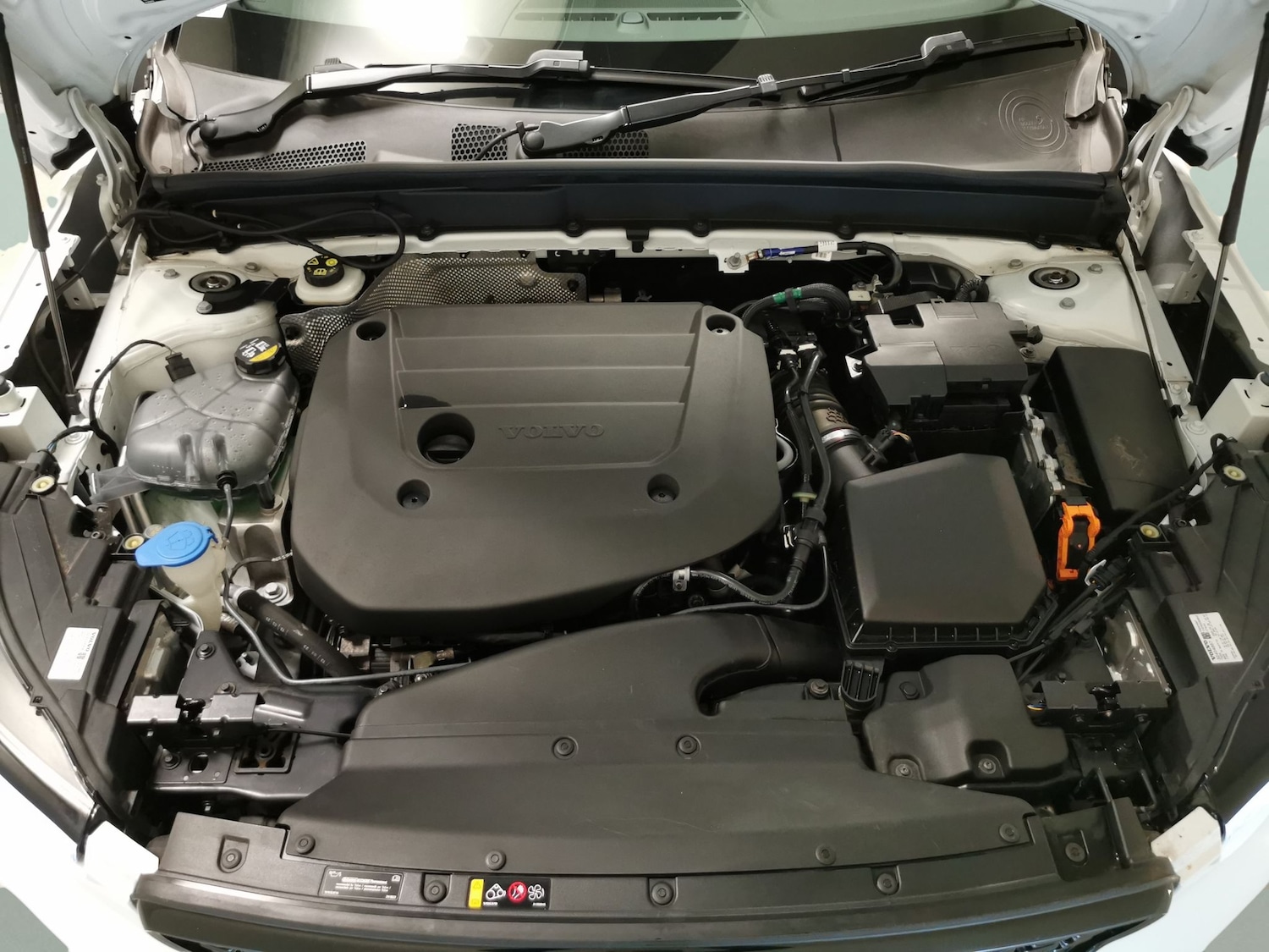 Used Volvo XC40 2023 for sale - 77127816: Photo 30