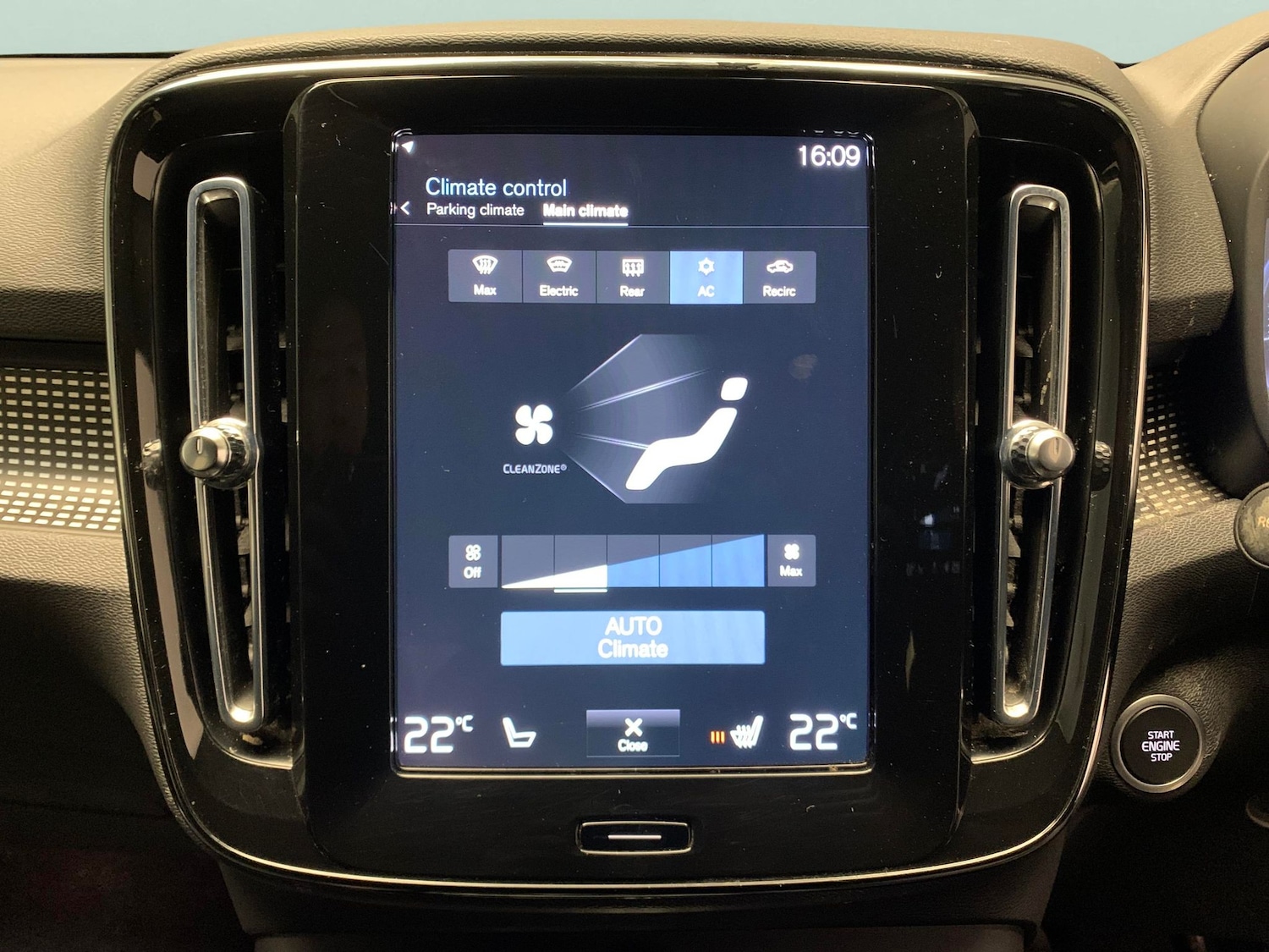 Used Volvo XC40 2021 for sale - 76978201: Photo 15