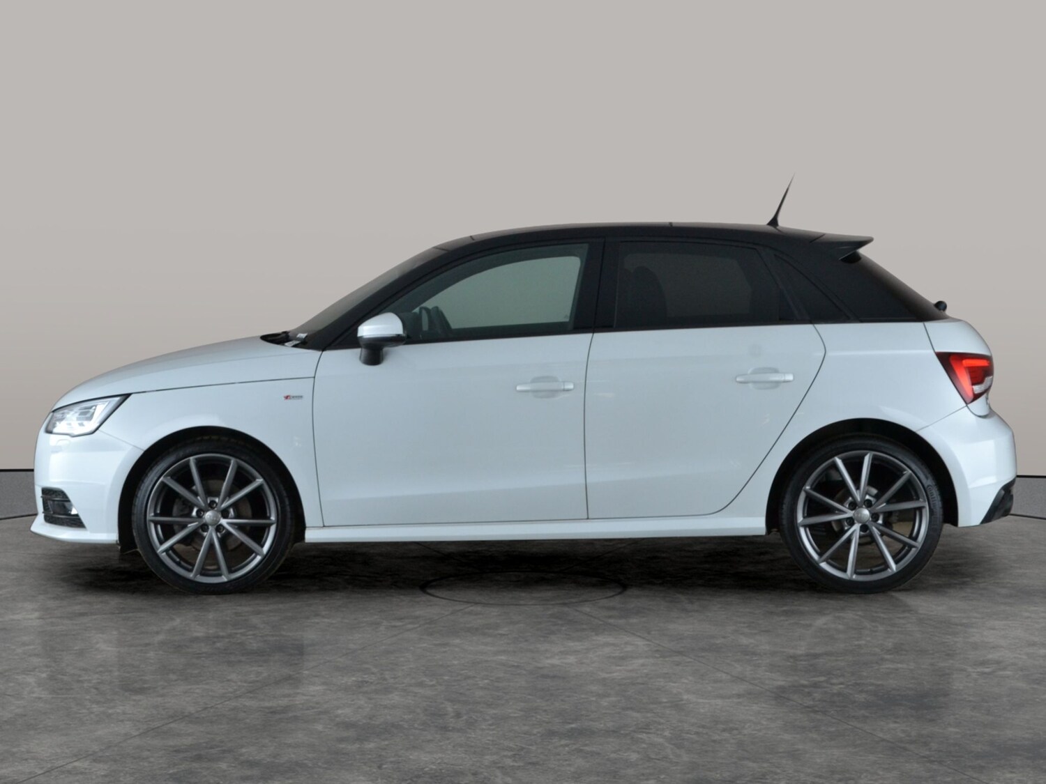 Used Audi A1 2018 for sale - 78163579: Photo 12