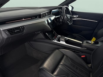 Used Audi e-tron 2022 for sale - 76935025: Photo