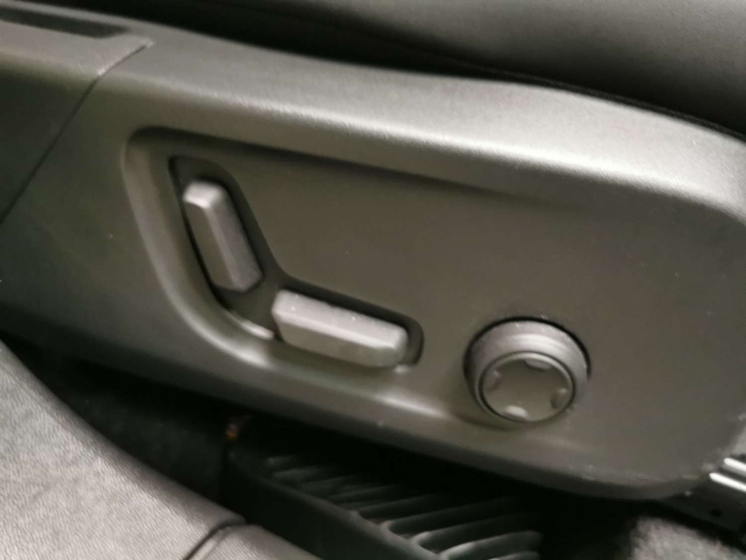 Used Volvo XC40 2022 for sale - 77975793: Photo 19