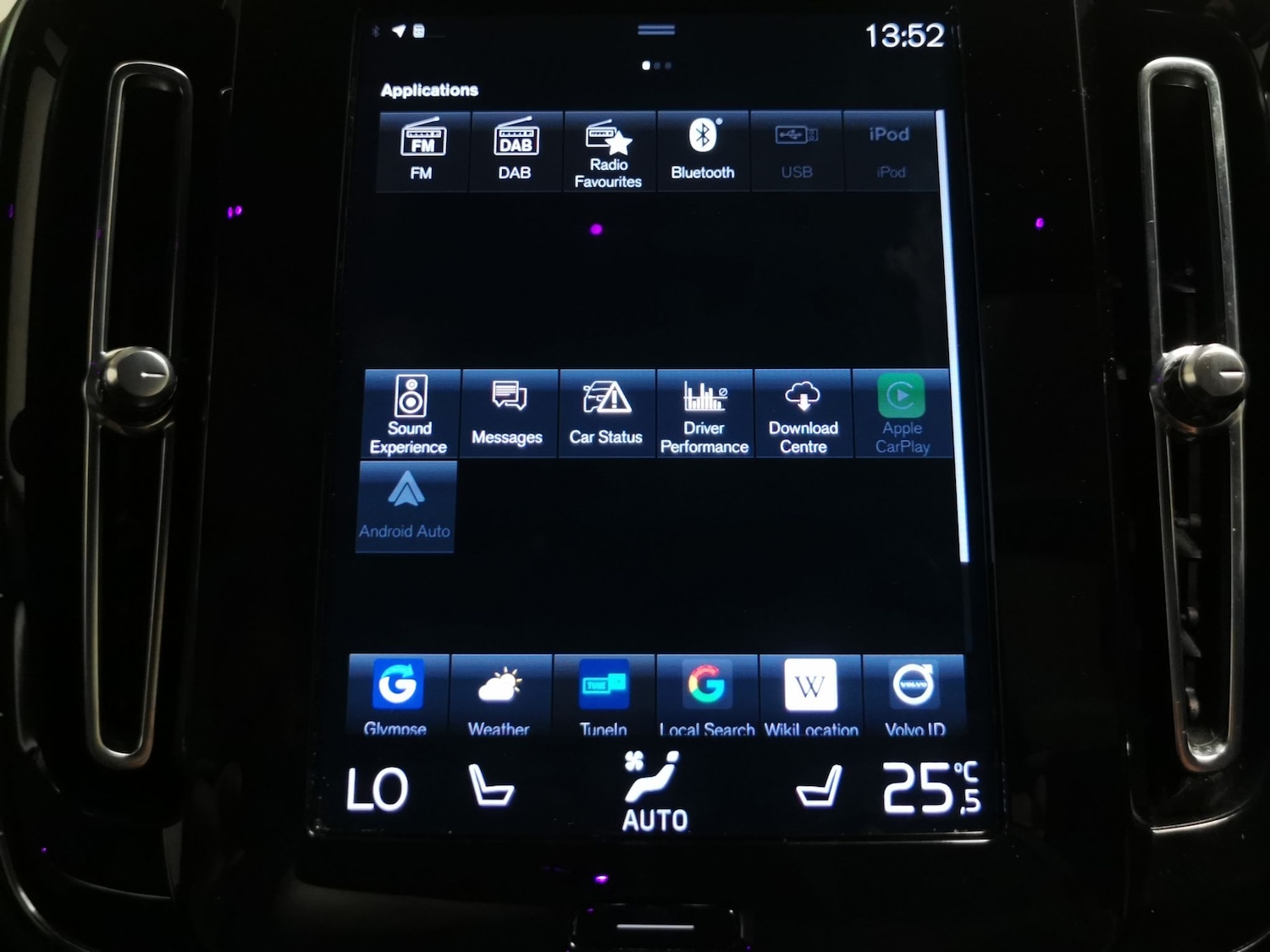 Used Volvo XC40 2022 for sale - 77975793: Photo 21