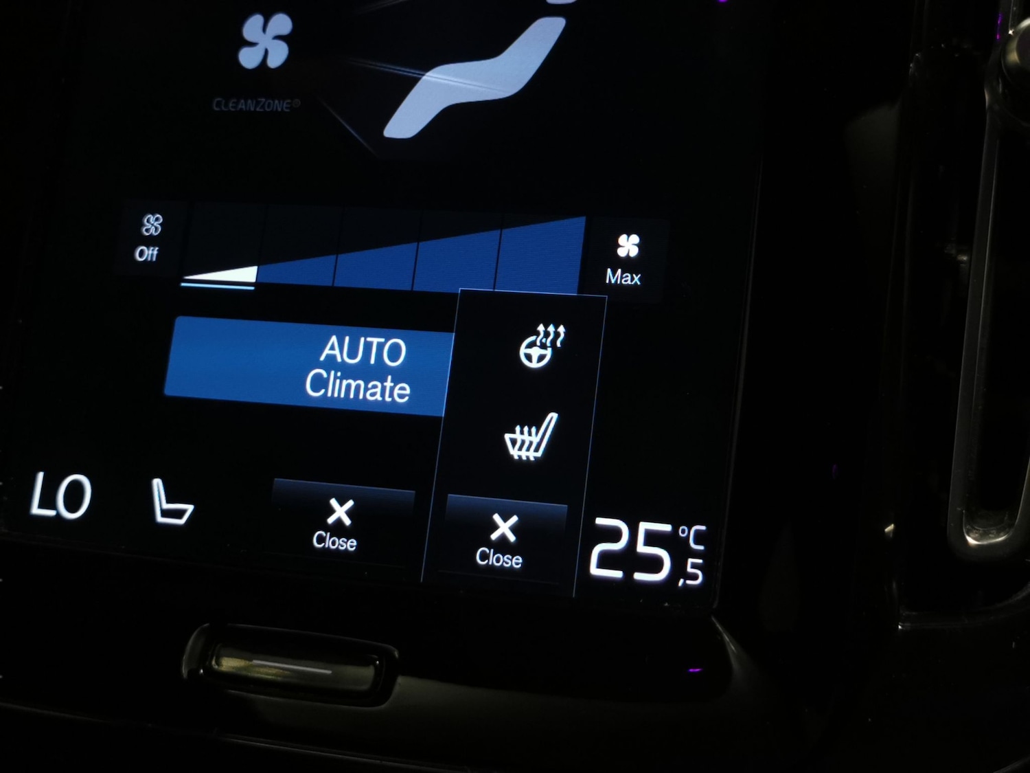 Used Volvo XC40 2022 for sale - 77975793: Photo 27