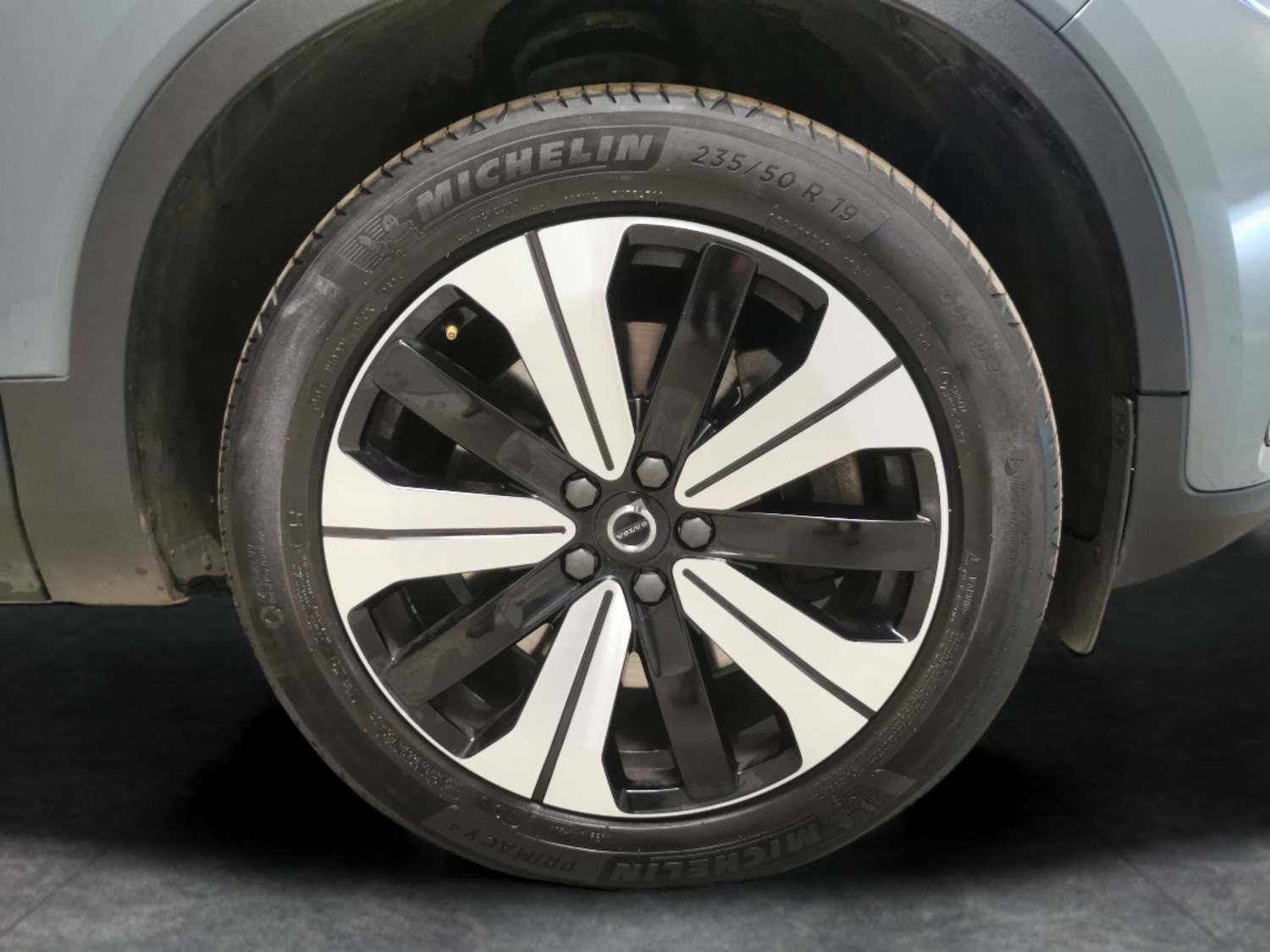 Used Volvo XC40 2022 for sale - 77975793: Photo 32