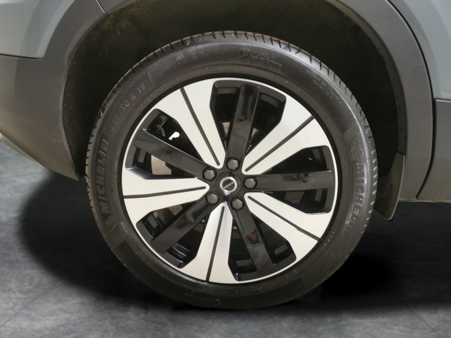 Used Volvo XC40 2022 for sale - 77975793: Photo 33