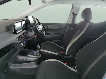 Used Hyundai i10 2022 for sale - 76650889: Photo