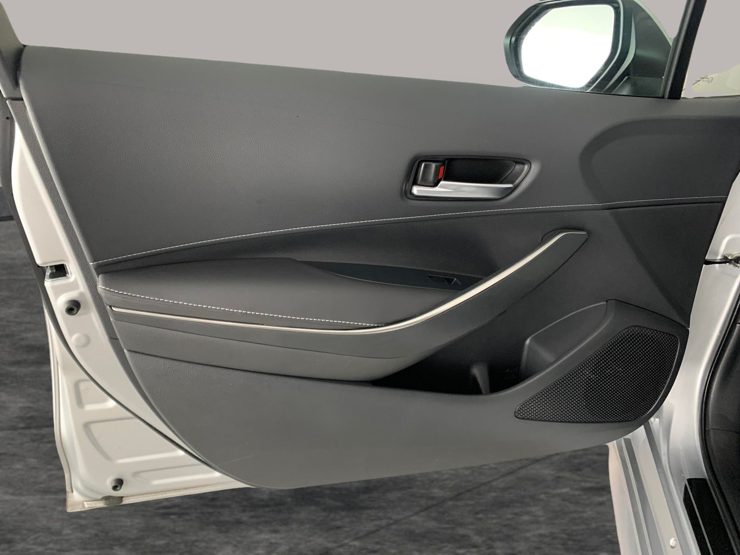 Used Toyota Corolla 2023 for sale - 77159704: Photo 29