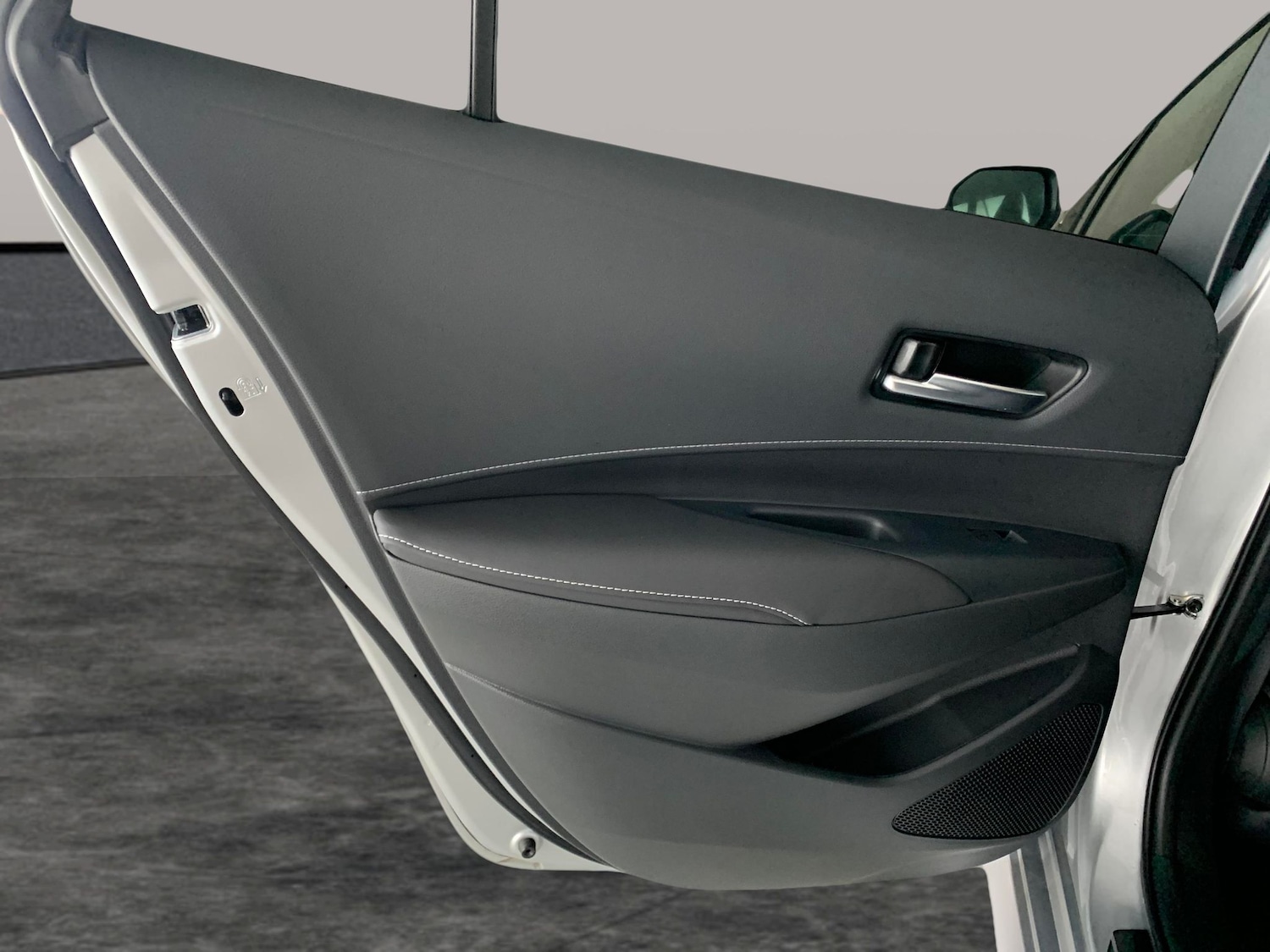 Used Toyota Corolla 2023 for sale - 77159704: Photo 30