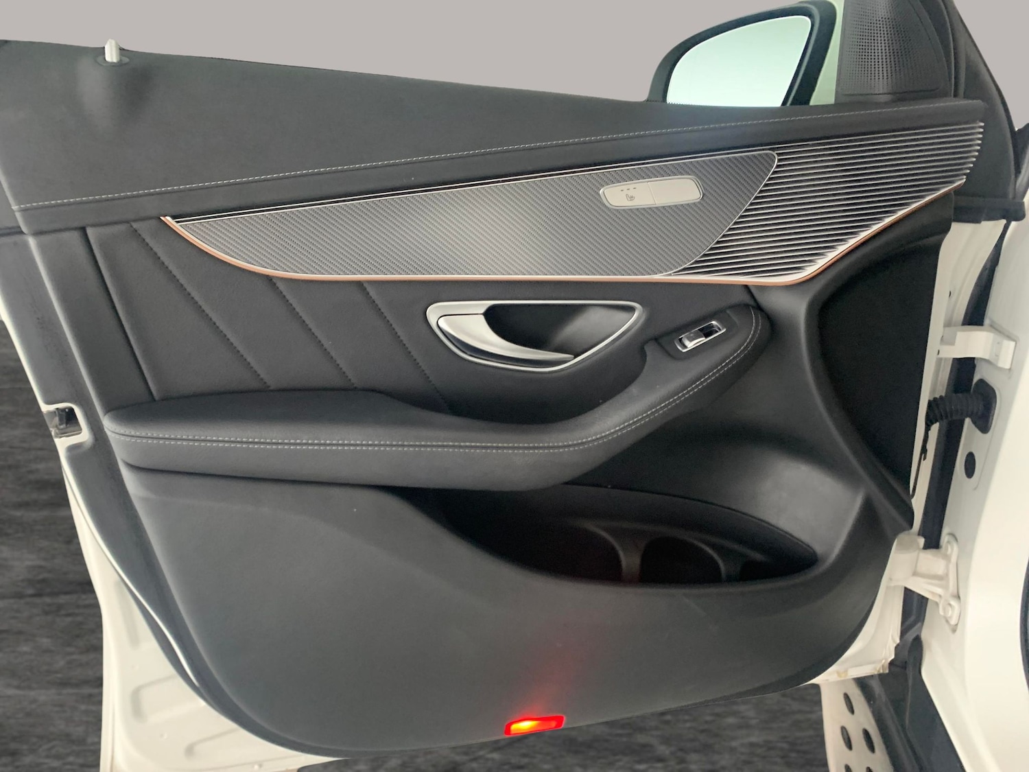 Used Mercedes-Benz EQC 2022 for sale - 76653044: Photo 33