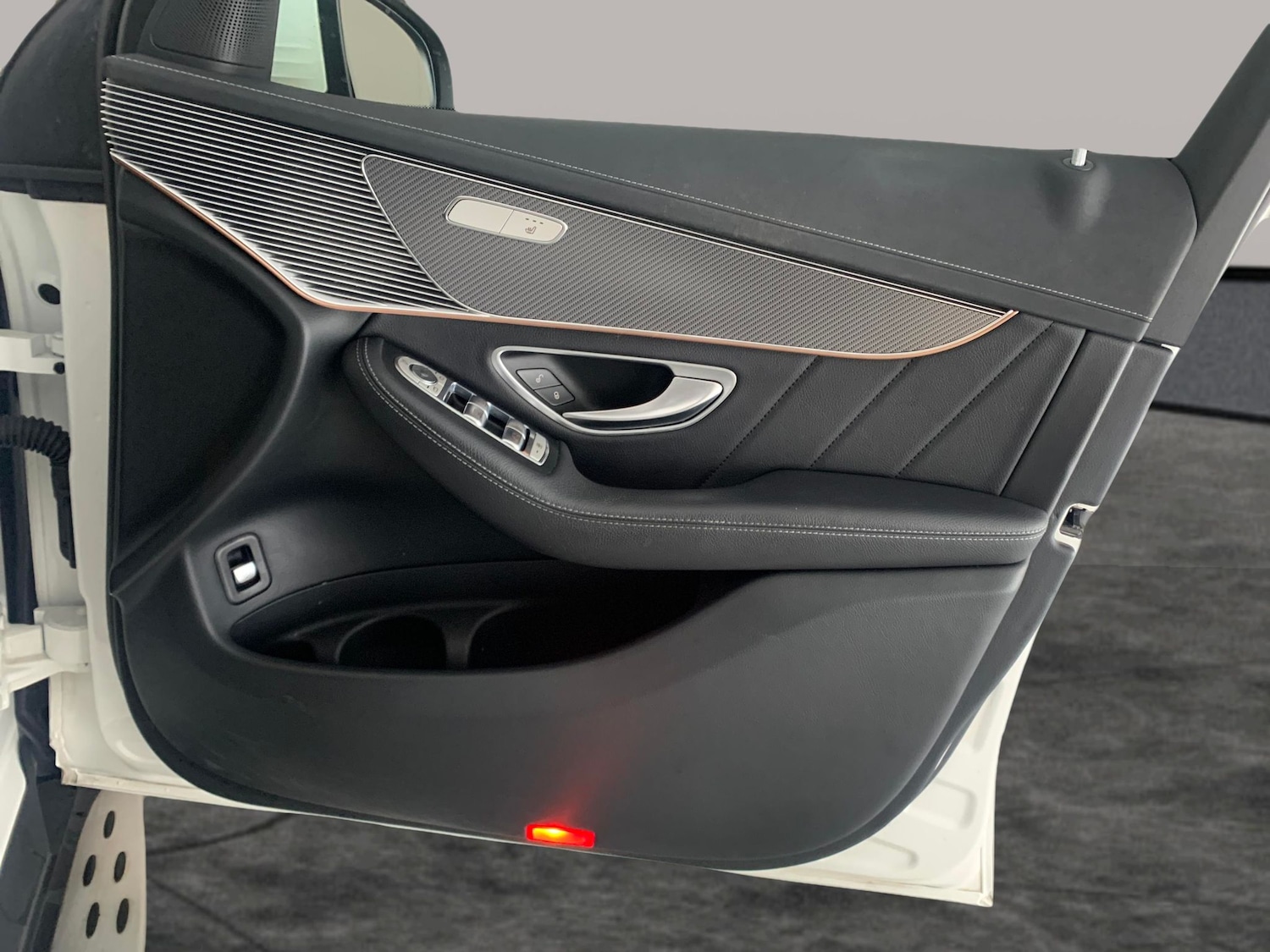 Used Mercedes-Benz EQC 2022 for sale - 76653044: Photo 37