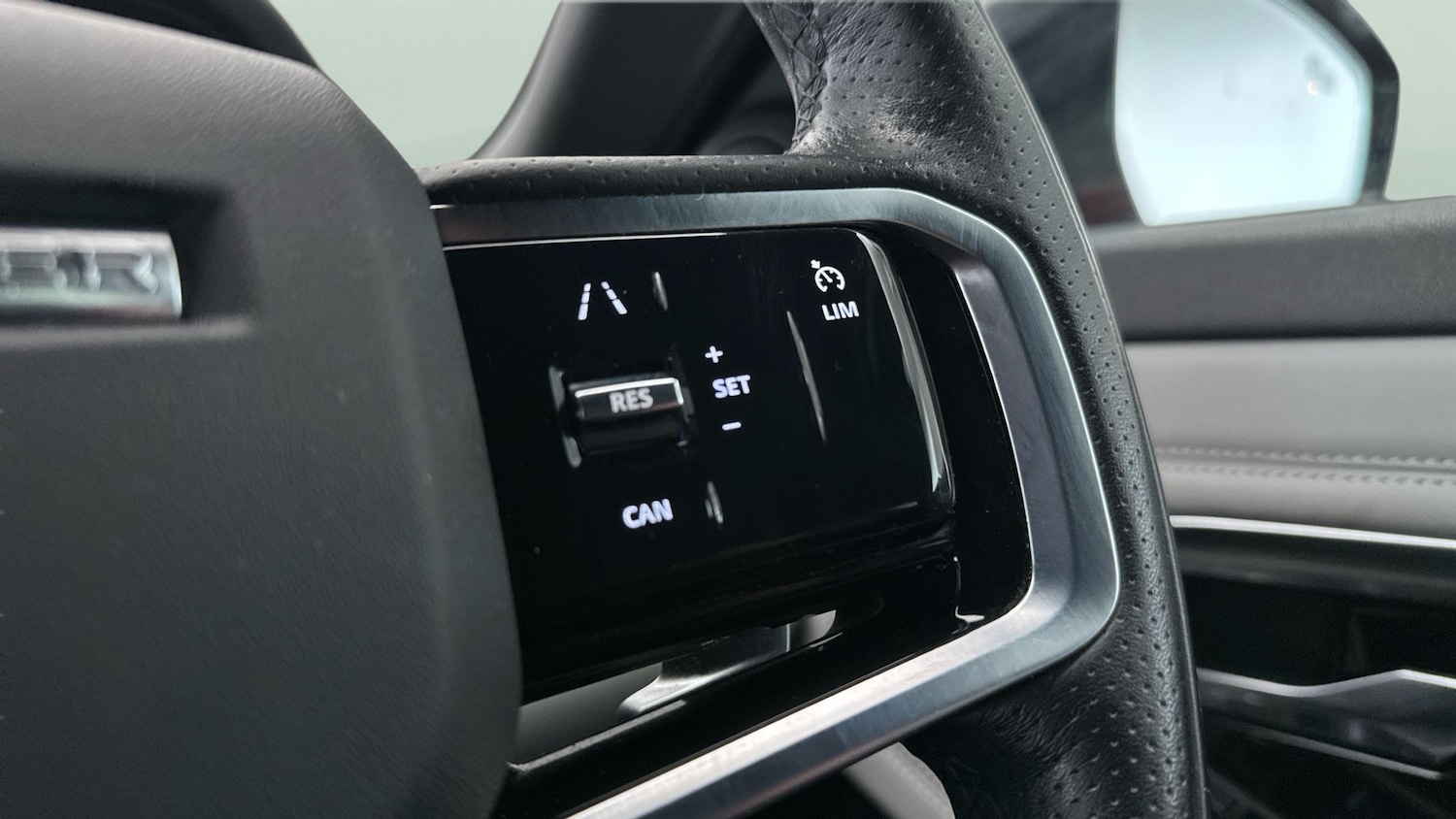 Used Land Rover Range Rover Evoque 2022 for sale - 76758187: Photo 21