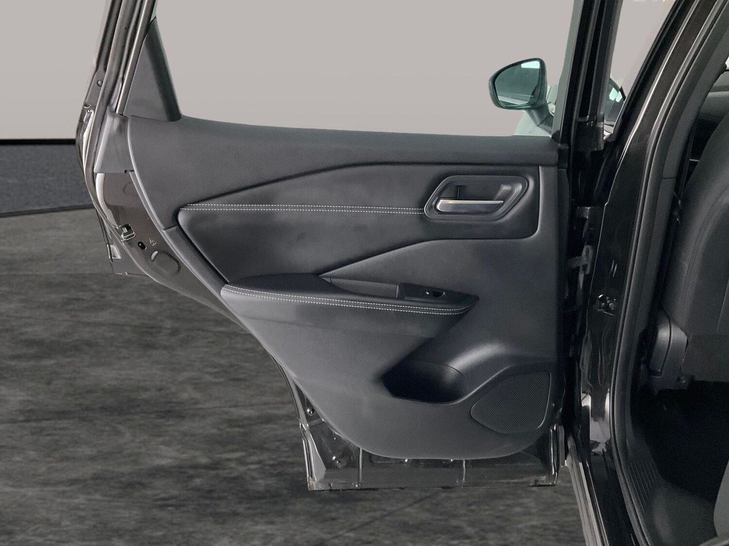 Used Nissan Qashqai for sale - 76999696: Photo 25