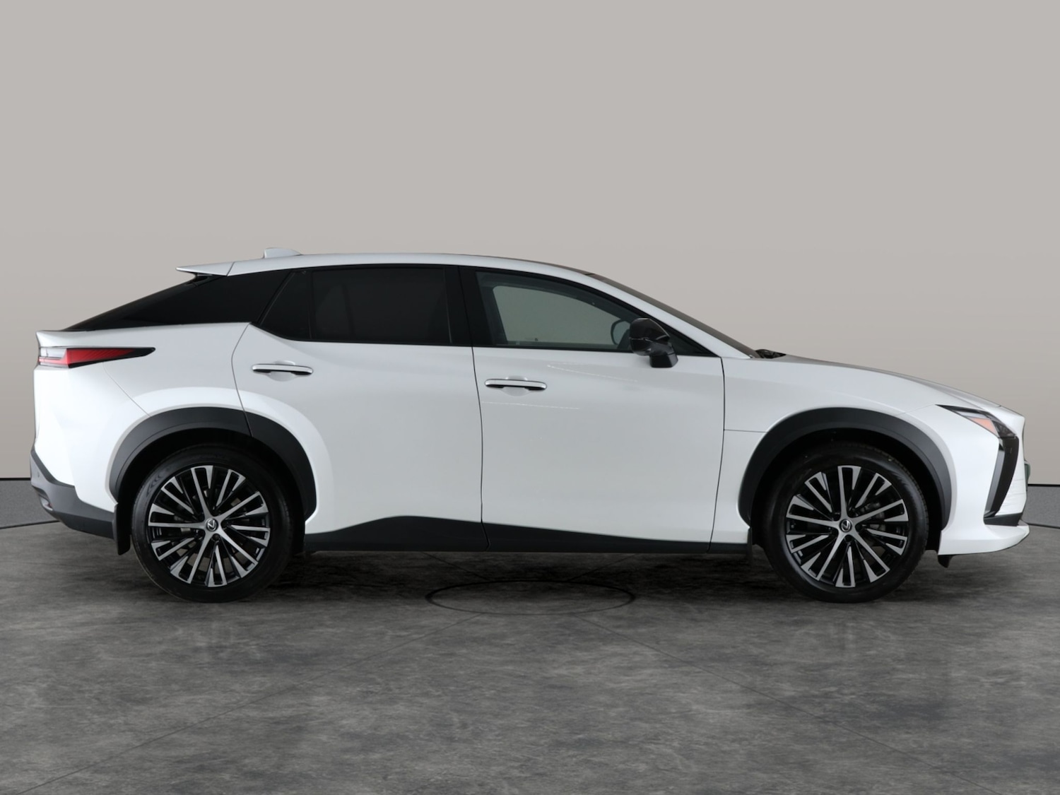 Used Lexus RZ 2024 for sale - 76853814: Photo 10