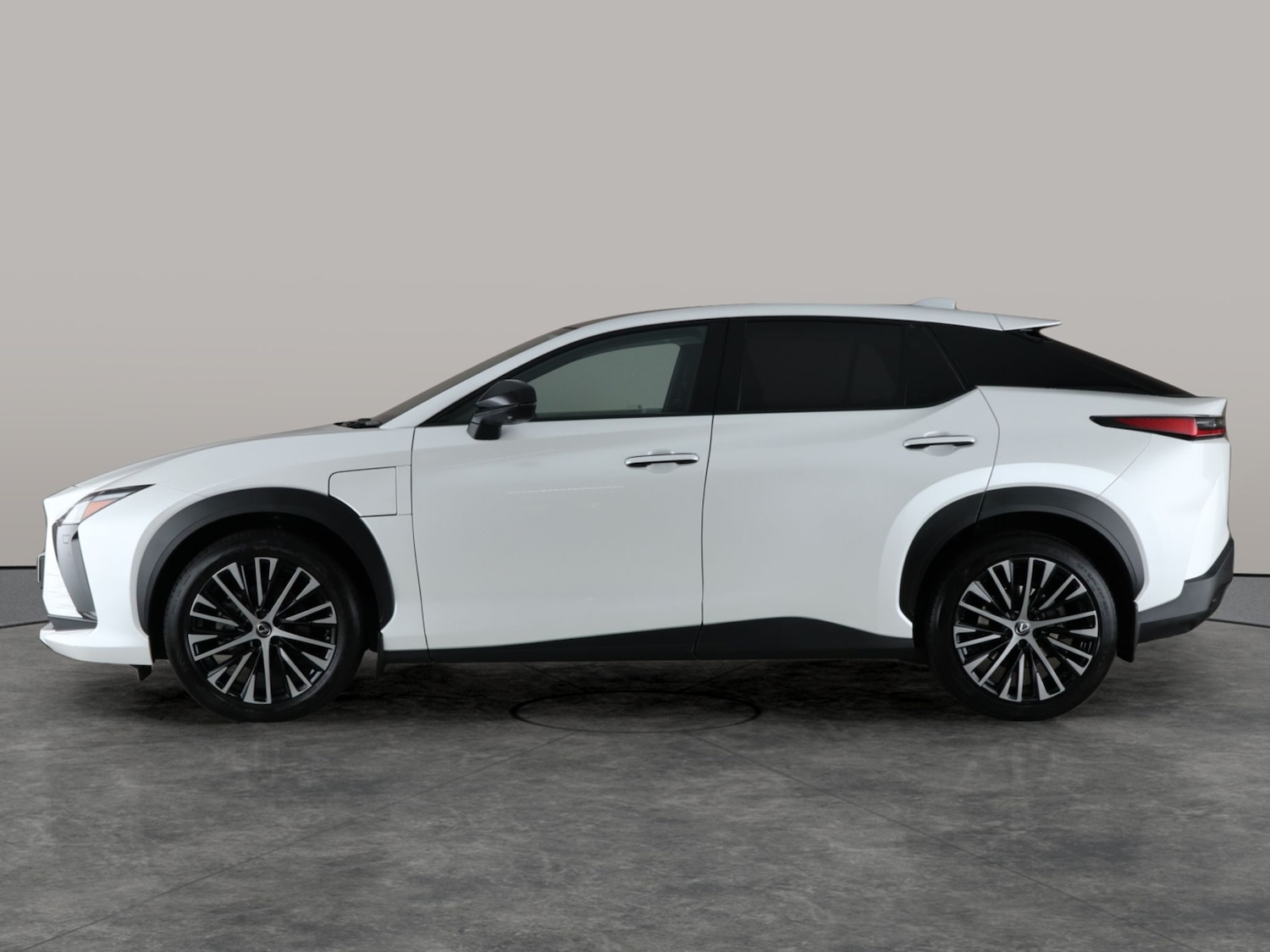 Used Lexus RZ 2024 for sale - 76853814: Photo 14