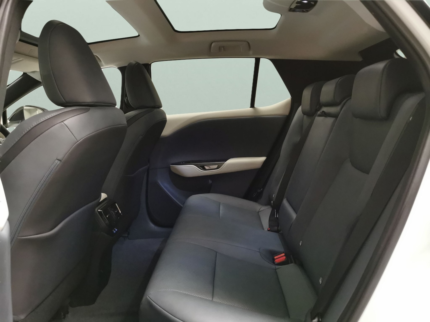 Used Lexus RZ 2024 for sale - 76853814: Photo 28