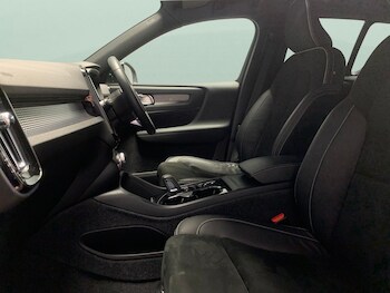 Used Volvo XC40 2021 for sale - 77170973: Photo