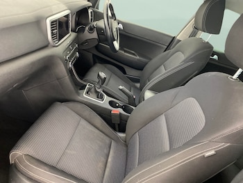 Used Kia Sportage 2021 for sale - 76098283: Photo