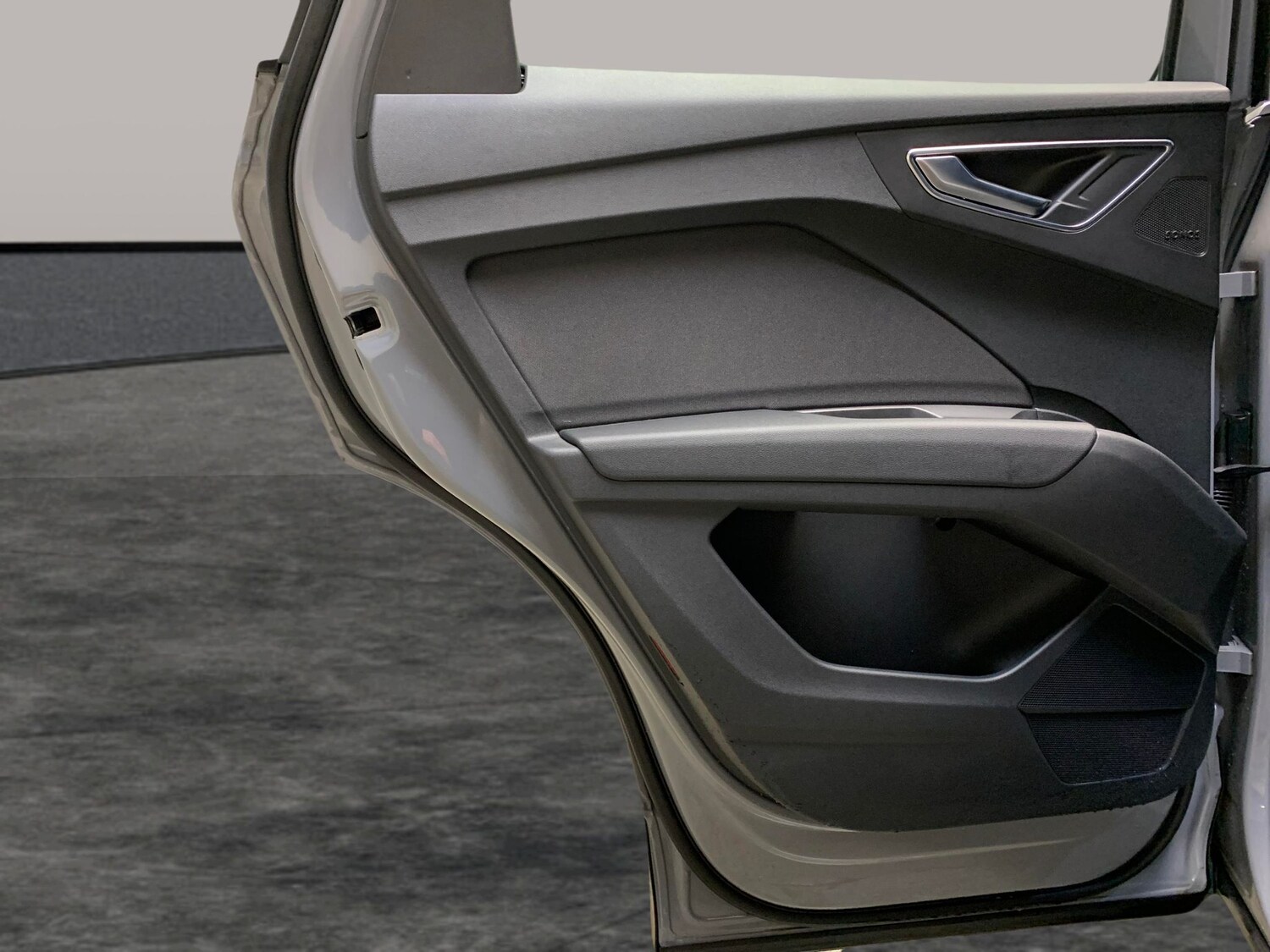 Used Audi Q4 e-tron 2023 for sale - 77499940: Photo 27