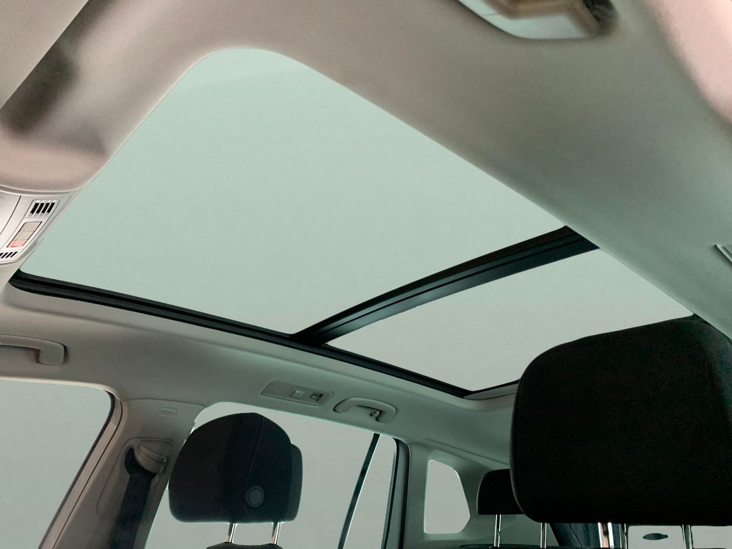 Used Volkswagen Tiguan 2023 for sale - 77255829: Photo 5