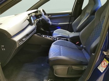 Used Volkswagen Golf 2024 for sale - 78539955: Photo