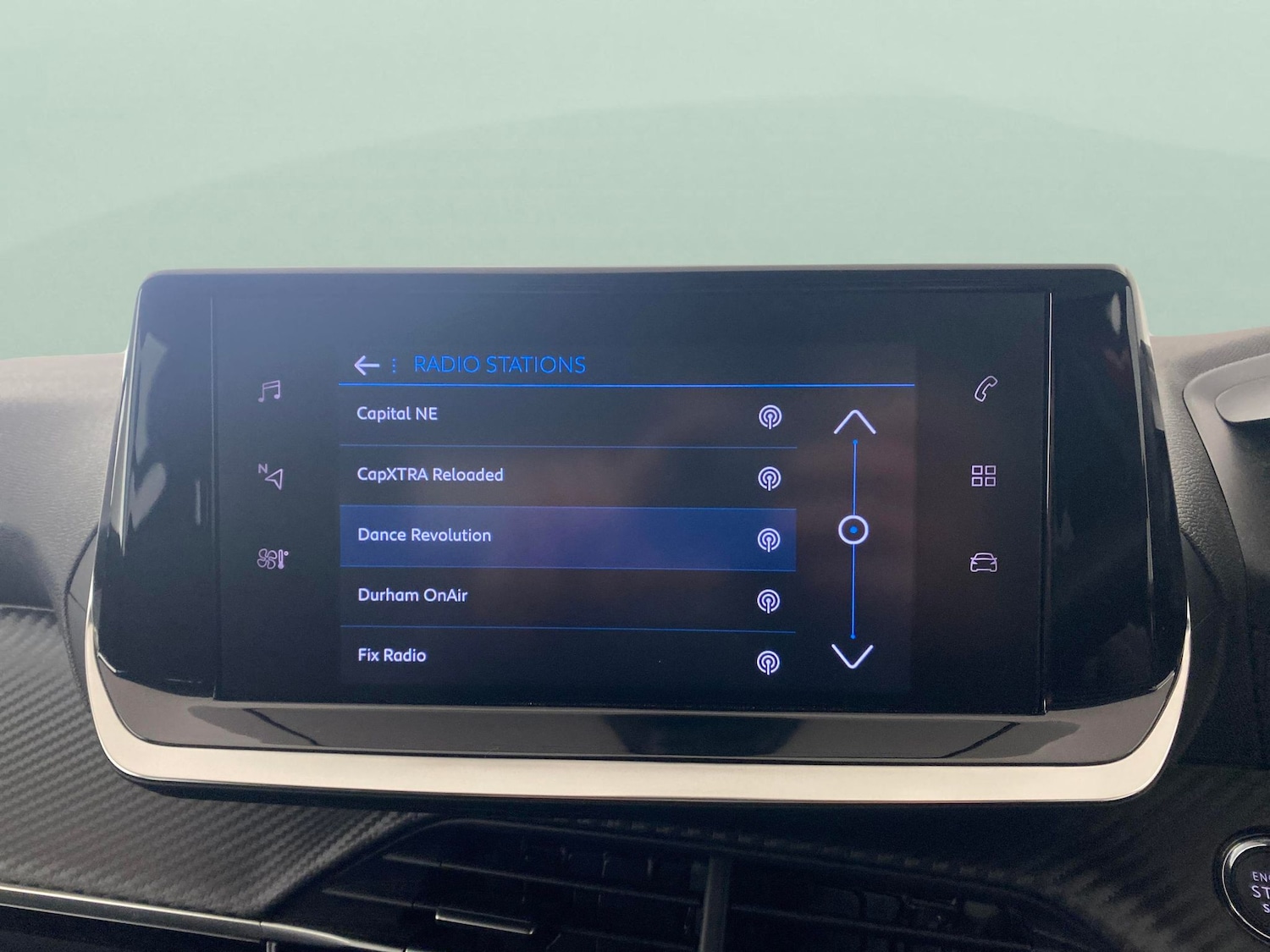 Used Peugeot 208 2023 for sale - 77650923: Photo 7