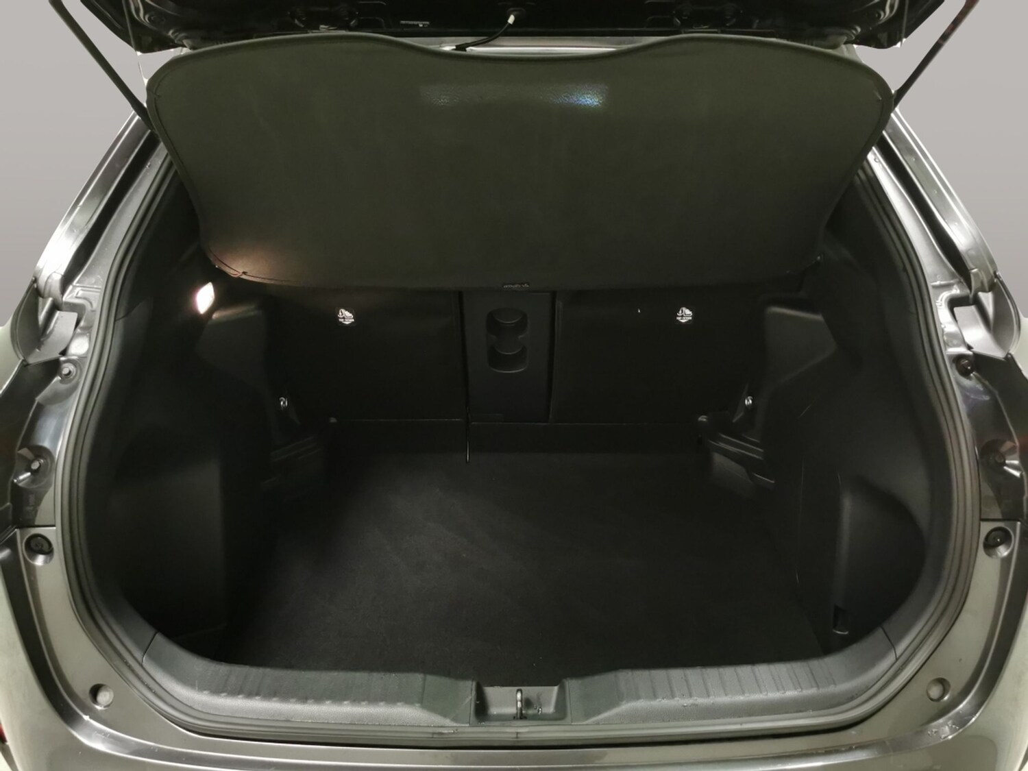 Used Toyota Yaris Cross 2022 for sale - 77791397: Photo 30