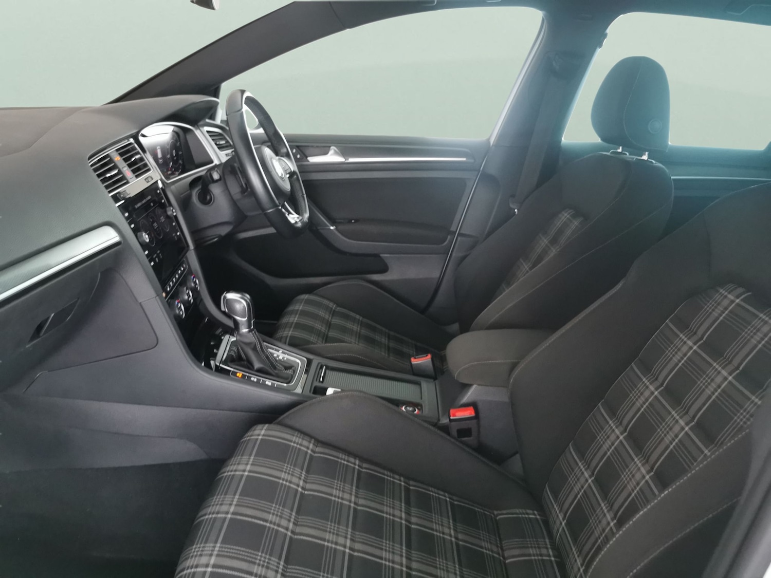 Used Volkswagen Golf 2019 for sale - 77347476: Photo 4