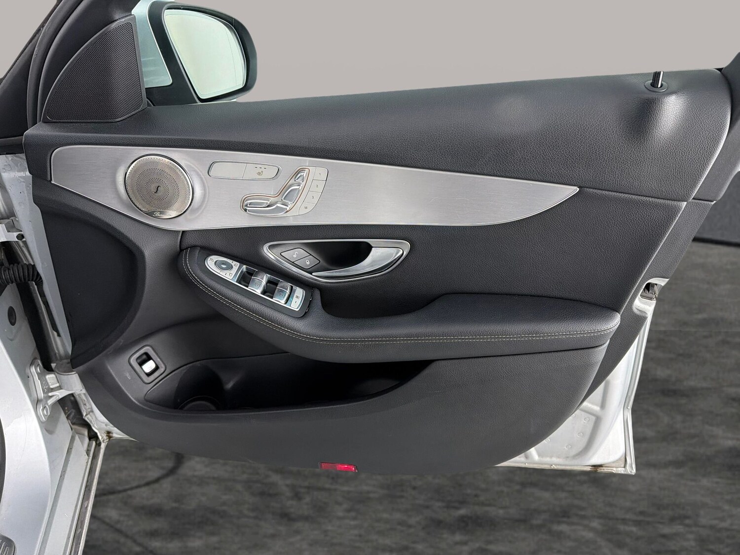 Used Mercedes-Benz C Class 2017 for sale - 77558278: Photo 28