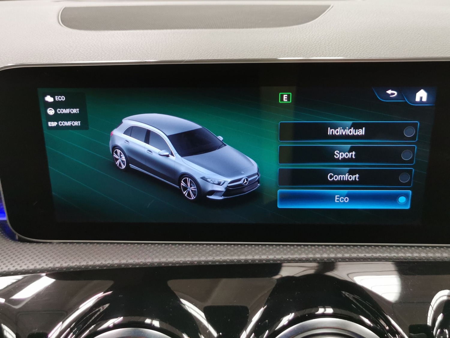 Used Mercedes-Benz A-Class 2018 for sale - 76467564: Photo 18