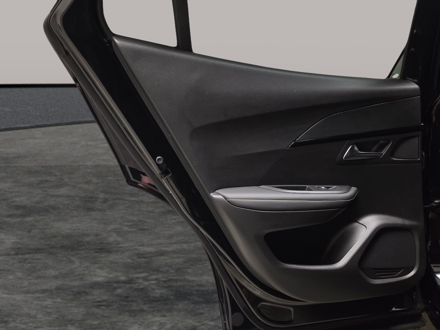 Used Peugeot 2008 2023 for sale - 77707803: Photo 28