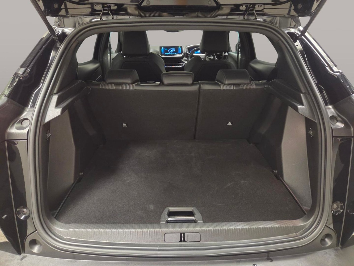 Used Peugeot 2008 2023 for sale - 77707803: Photo 33