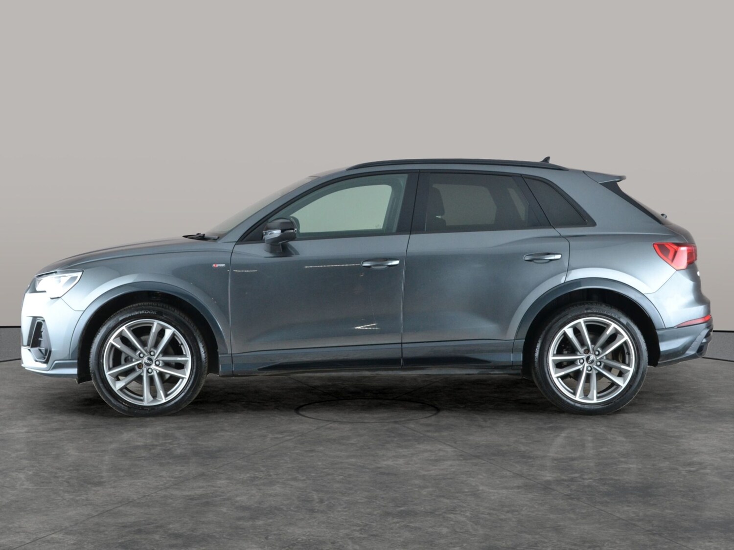 Used Audi Q3 2022 for sale - 77786618: Photo 12