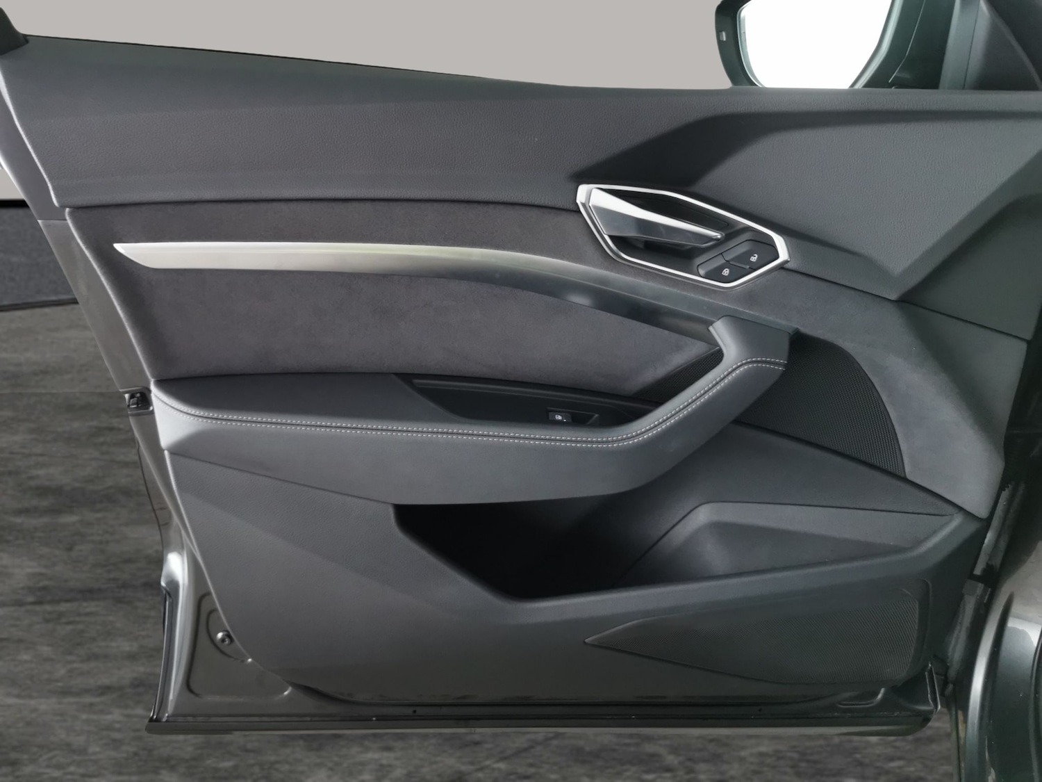 Used Audi e-tron 2022 for sale - 77435472: Photo 35