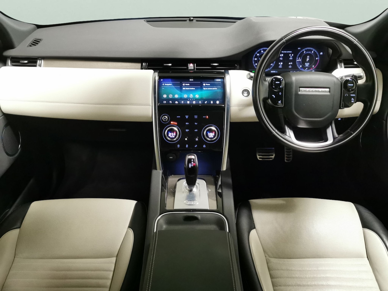 Used Land Rover Discovery Sport 2019 for sale - 76439628: Photo 9